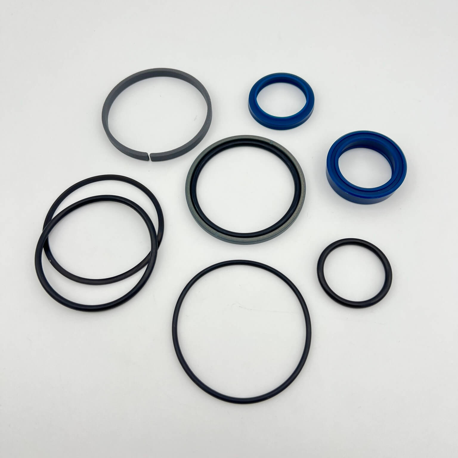 Kubota LA344 & LA344S Loader Bucket Tilt Cylinder Seal Kit