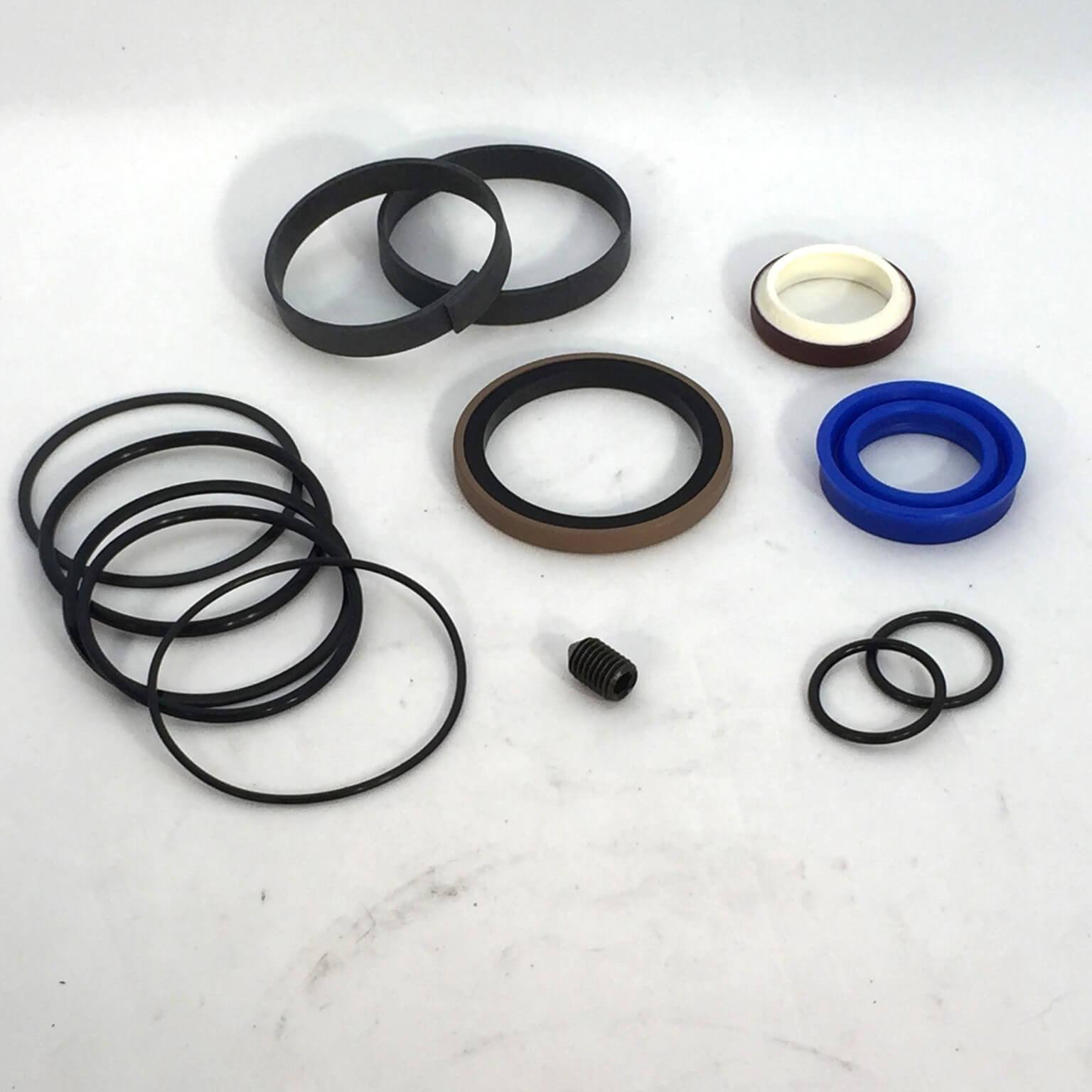 Hydraulic Seal Kit – Bucket Tilt Cylinder For Caterpillar 226 236 242 246 252 2 thumbnail image