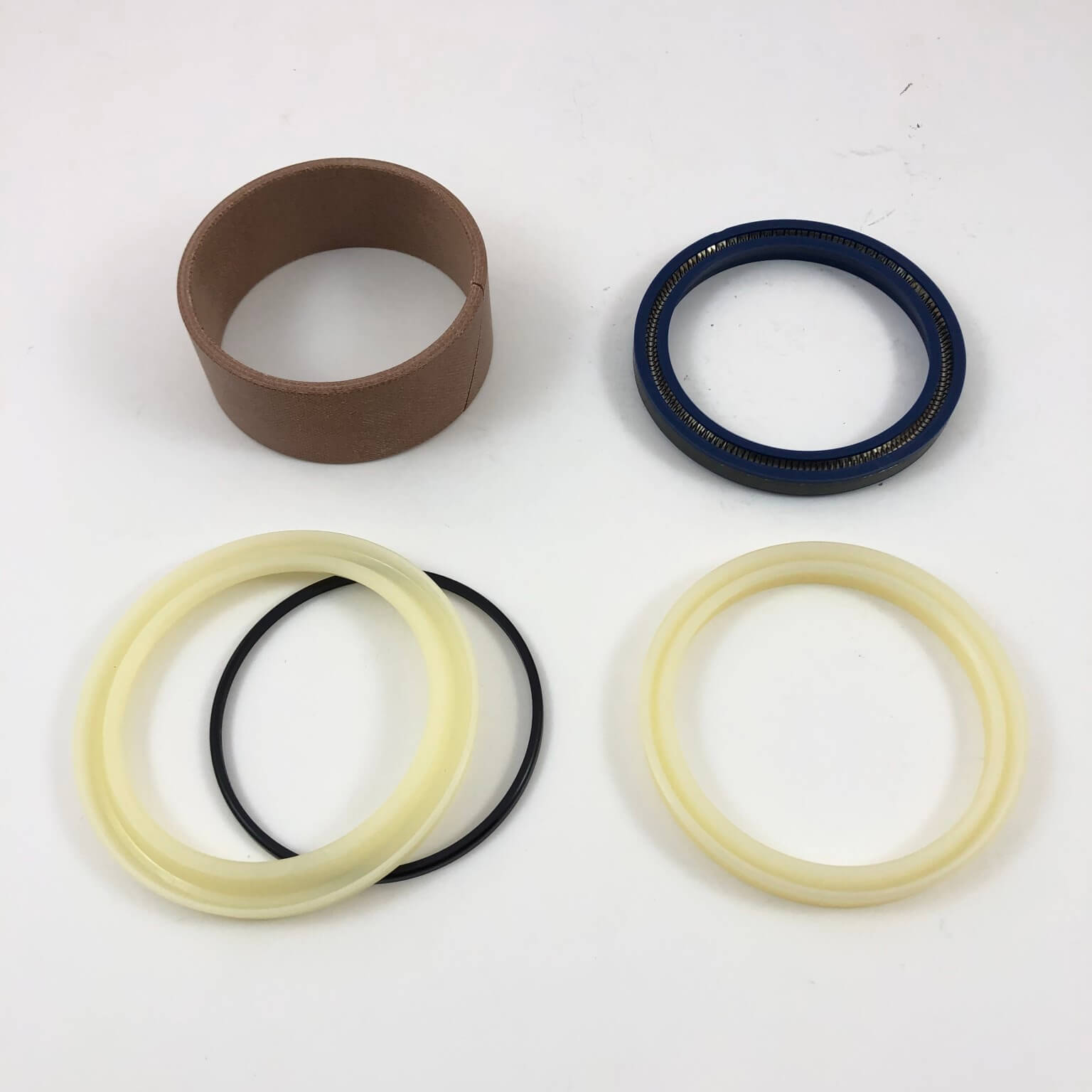 4148　こちらは専用です Timberjack 560D Skidder Arch Cylinder - Rod Seal Kit