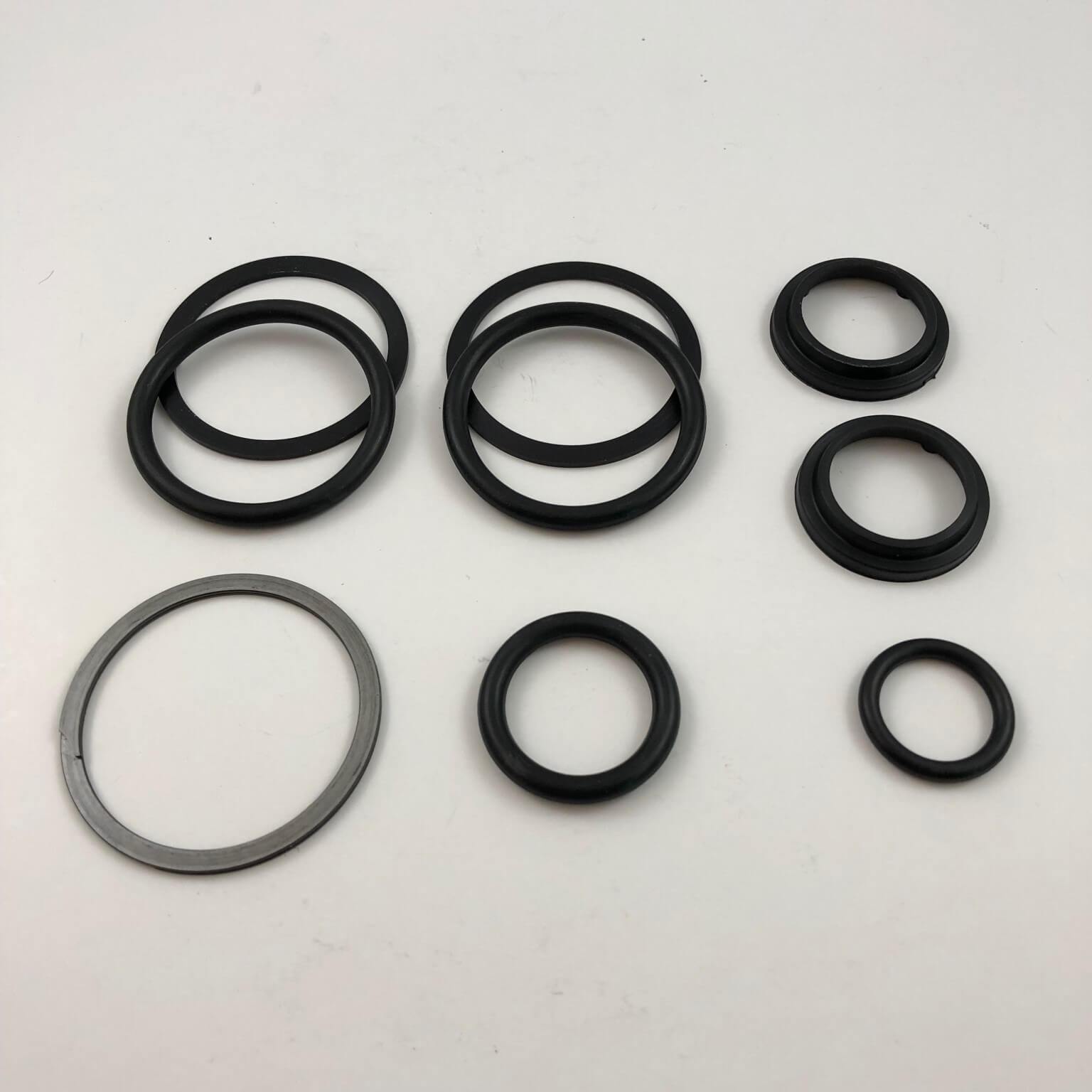 Case 480B CK Steering Cylinder finding replacement seals problems