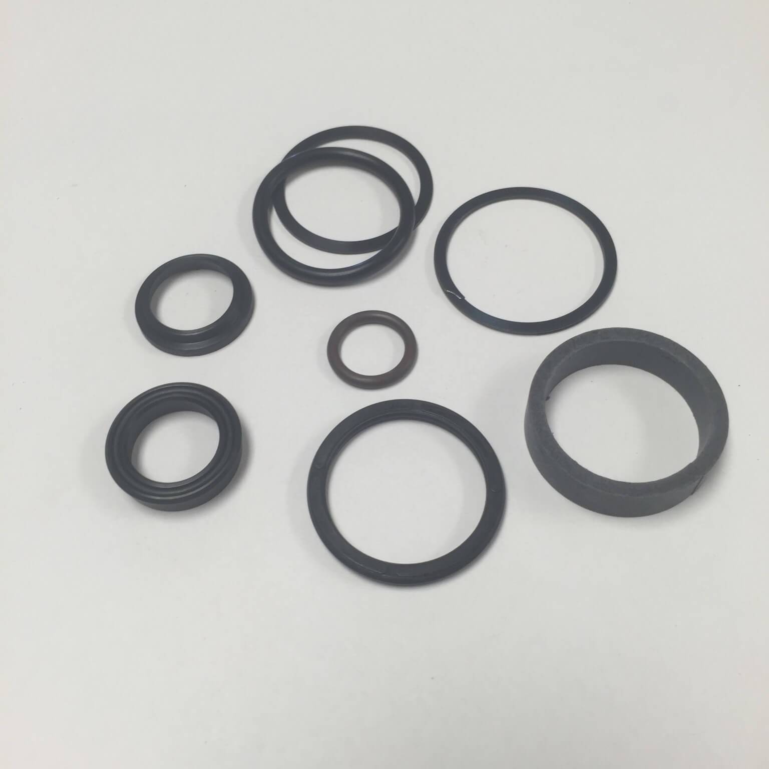 準備中 Case 480F Steering Cylinder Seal Kit | HW Part Store