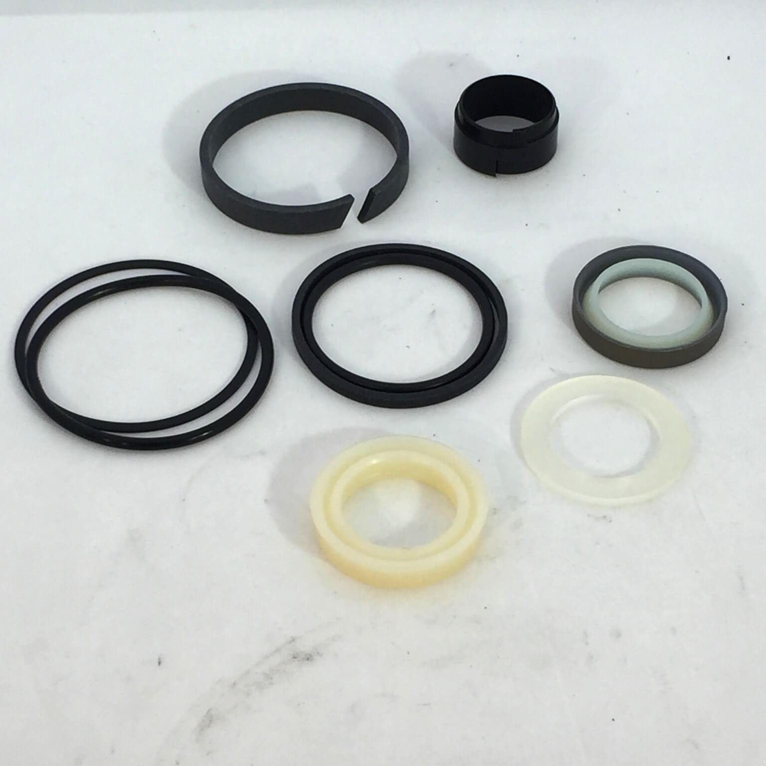 Kysy様 Kubota K2561-16600 - Steer Cylinder Seal Kit for BX1800D