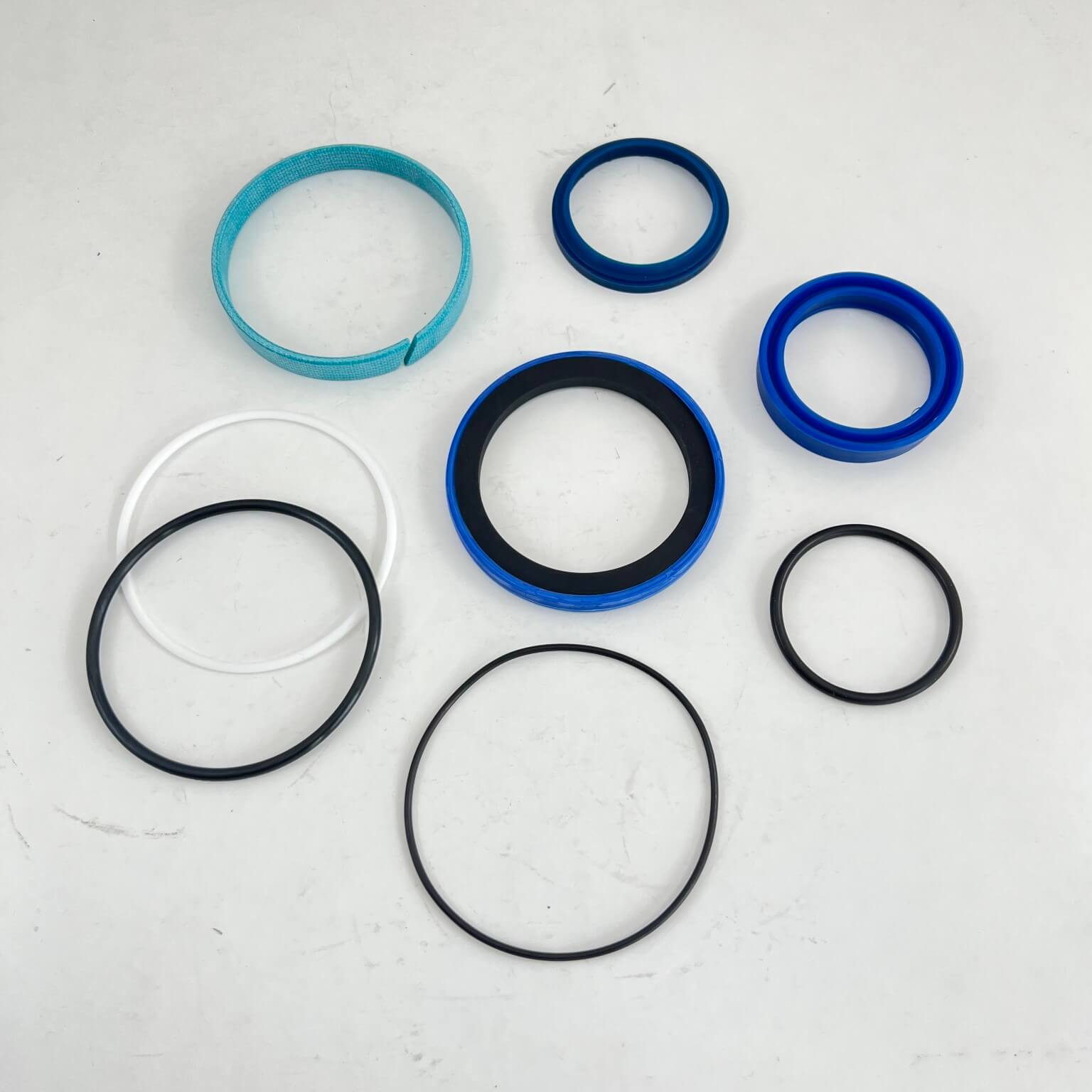 Kubota M5-091, M5-111 Loader Lift Cyl Full Seal Kit | HW Part Store