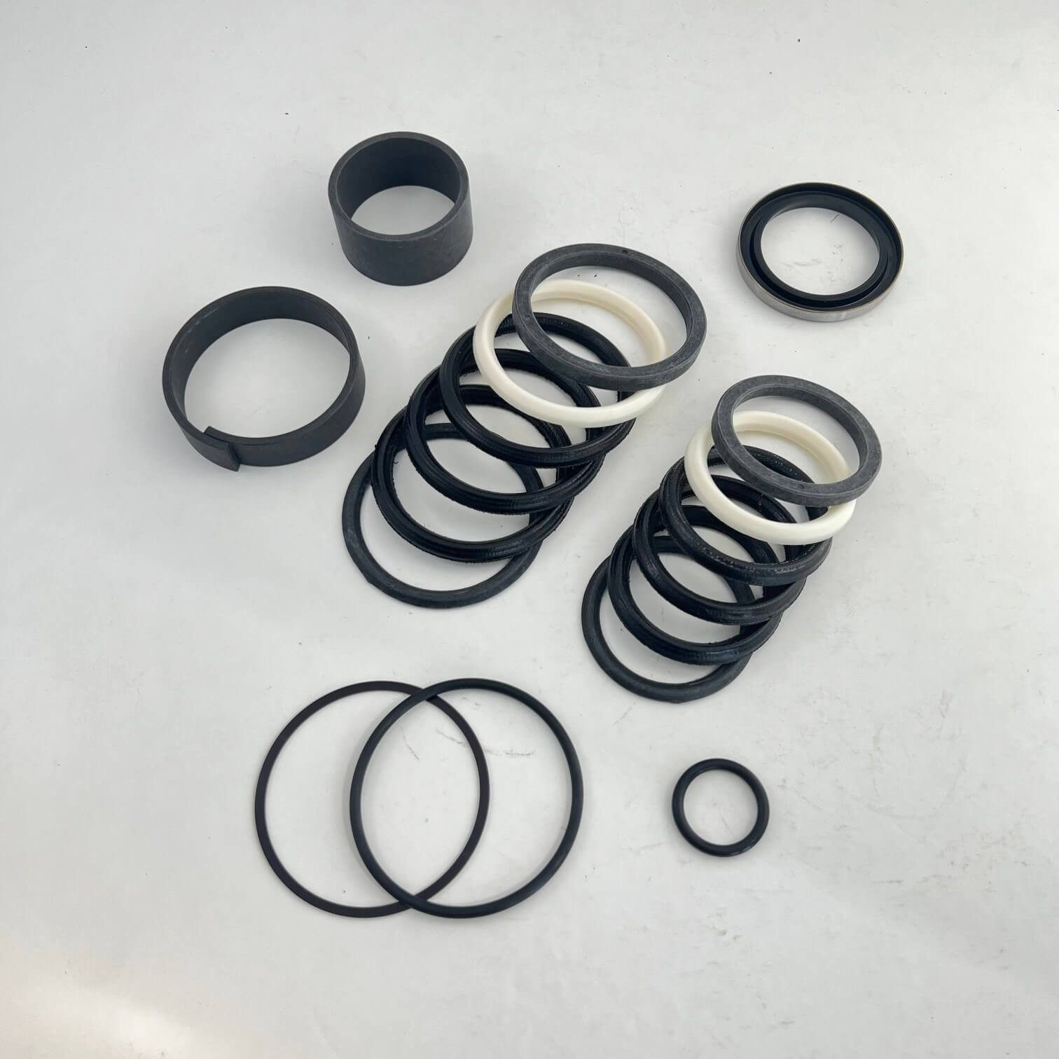 John Deere 70 Skid Steer Loader Tilt/Lift Cylinder Seal Kit - GG190-31848 Replacement Seal Set