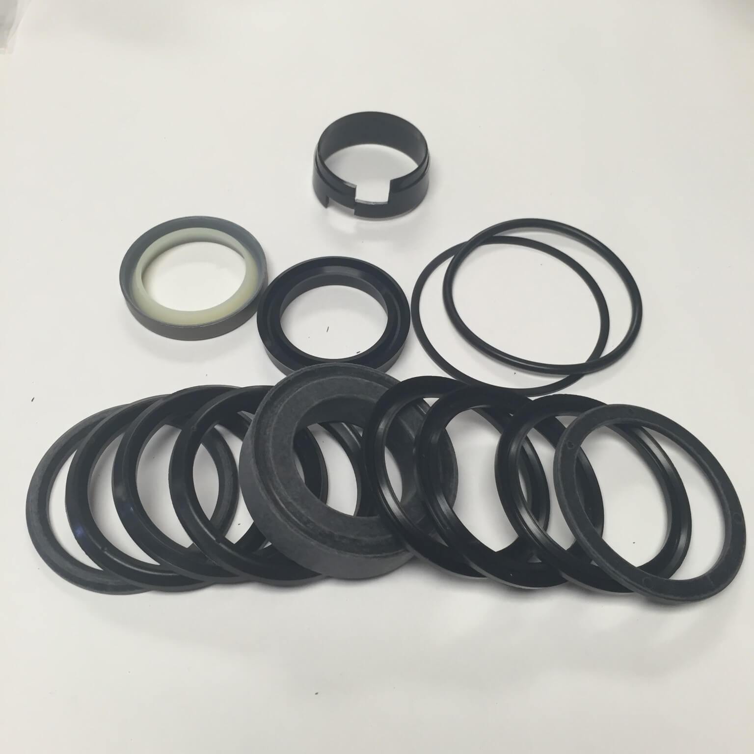 Case 580B & 580C Loader Tilt Seal Kit - 2pc Piston | HW Part Store